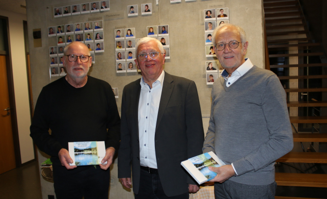 Hans-Martin Griesinger und Hans-Werner Huber mit Vorsitzendem Stengel