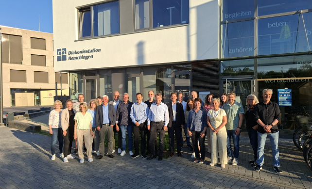 Mai 2025_Gruppenbild_Kuratorium Diakonie Remchingen 01