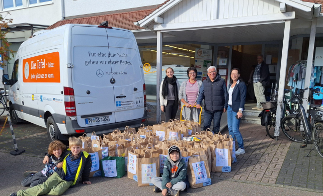 Eine Tüte voll Güte_2025_Spendenübergabe Grundschule Wöschbach